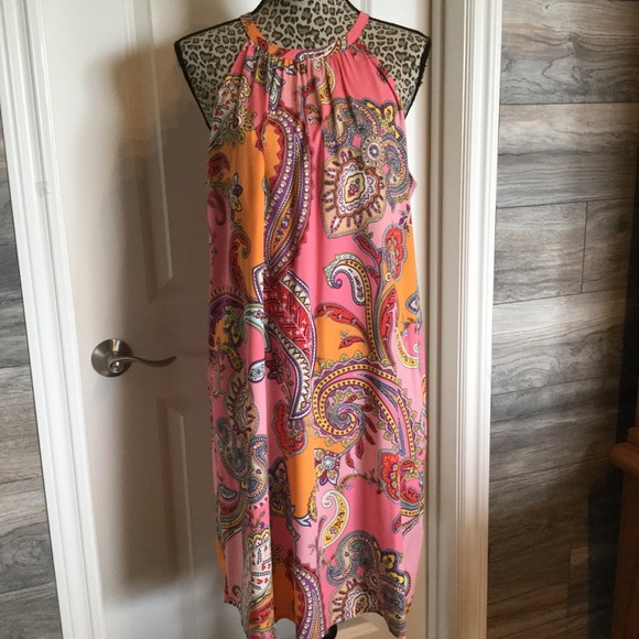 Dresses & Skirts - 60’s Inspired Rayon Dress NEW